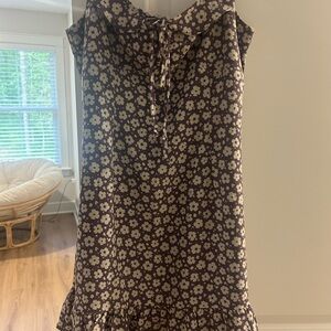 Floral Sleeveless Dress with Ruffle Hem